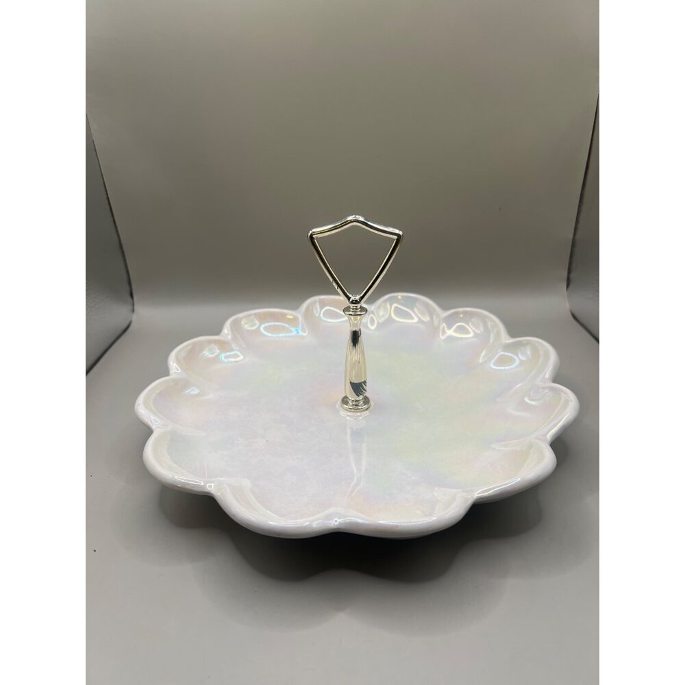 Vintage California Originals 325 USA Iridescent White Ceramic Scalloped Serving